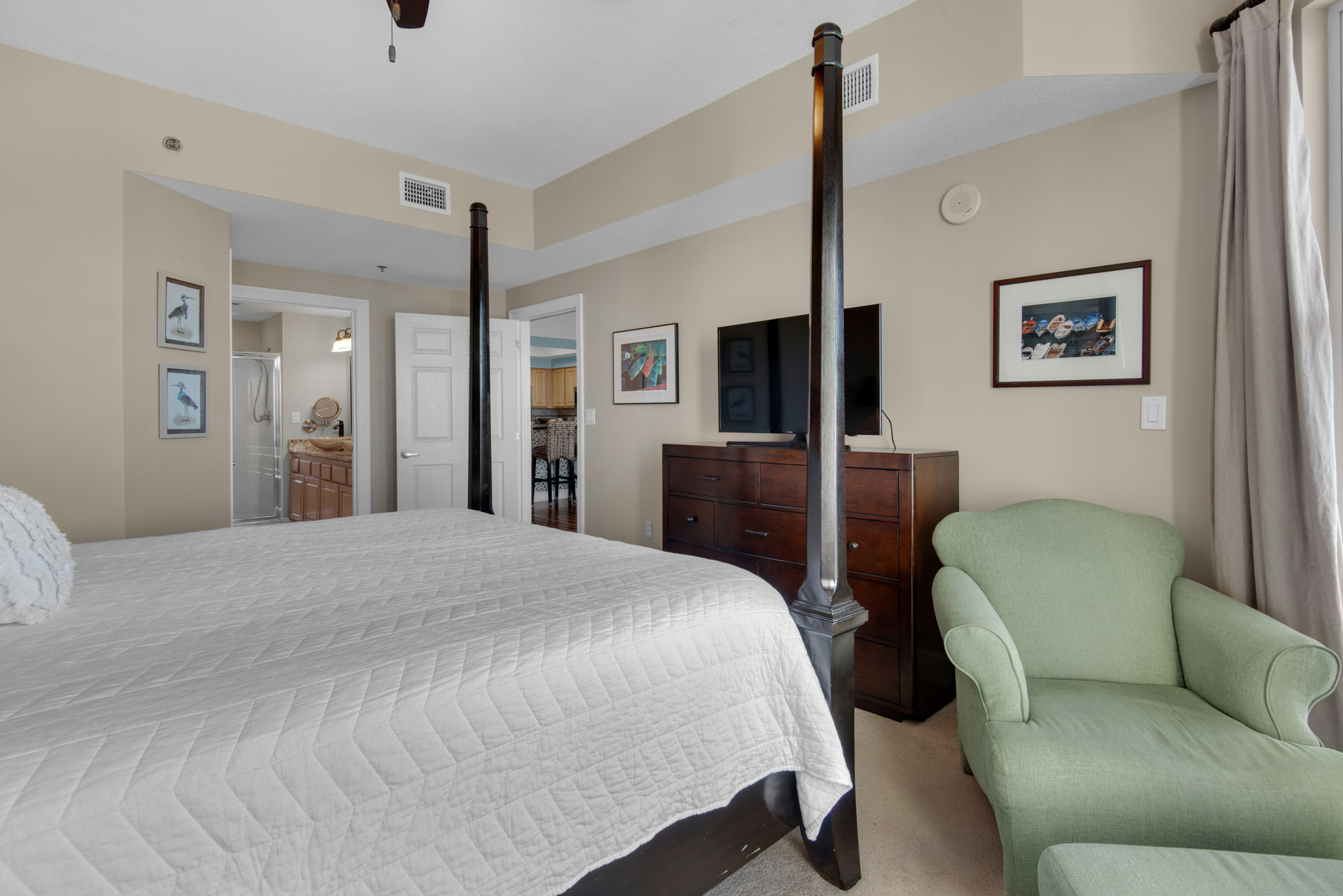 Ariel Dunes 2 1001 - Master Bedroom 