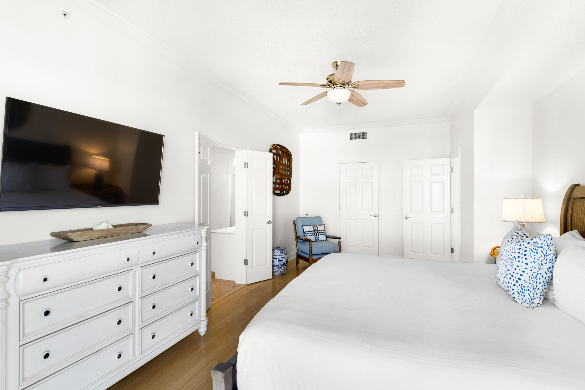 Blue Mountain Beach Retreat - 