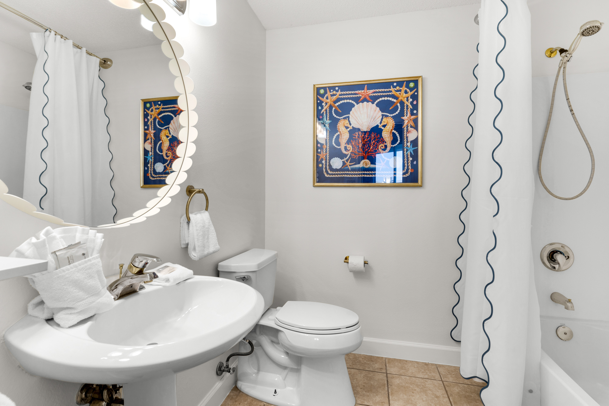 Blue Mountain Beach Retreat - 