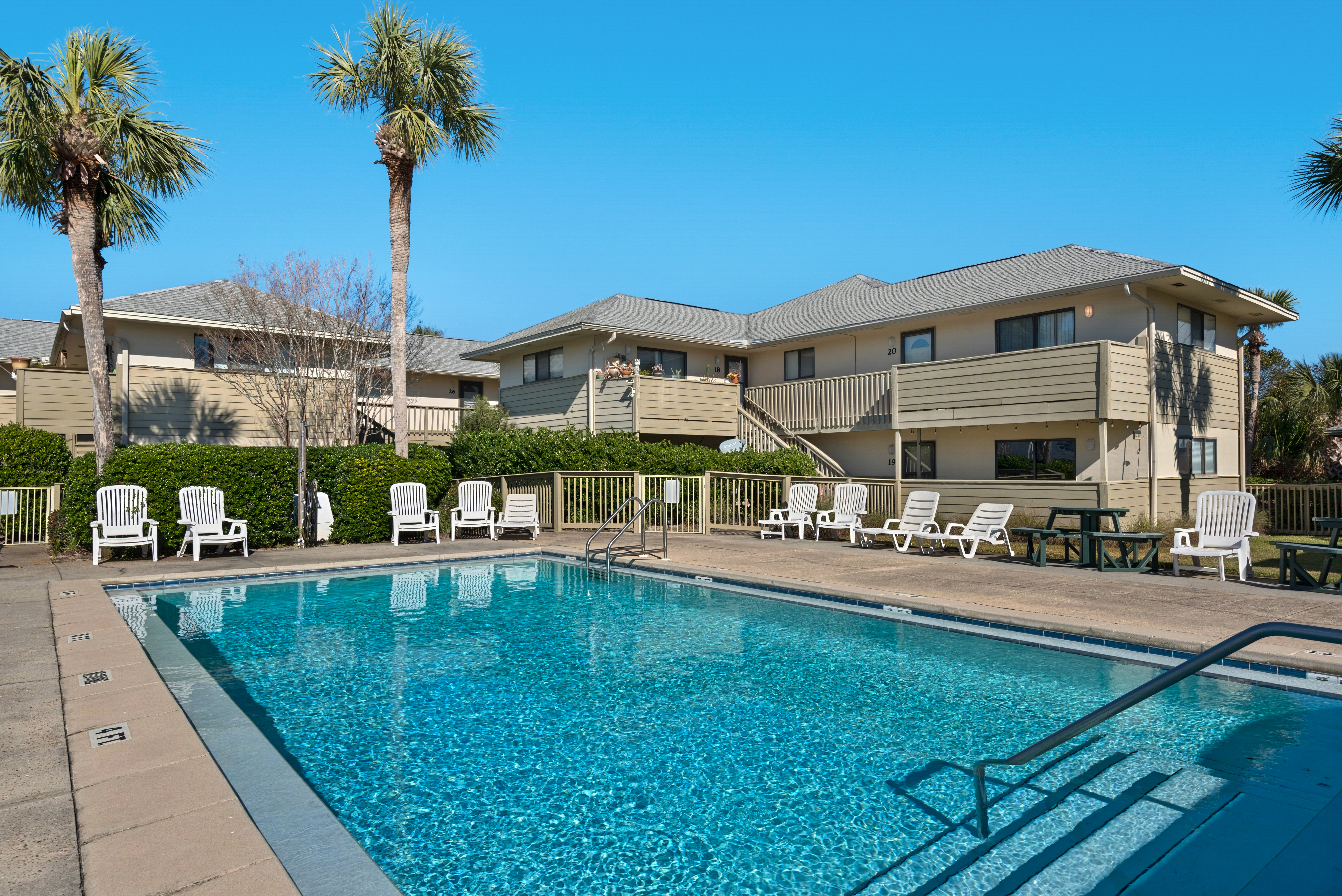 Cross Creek Club 23 18