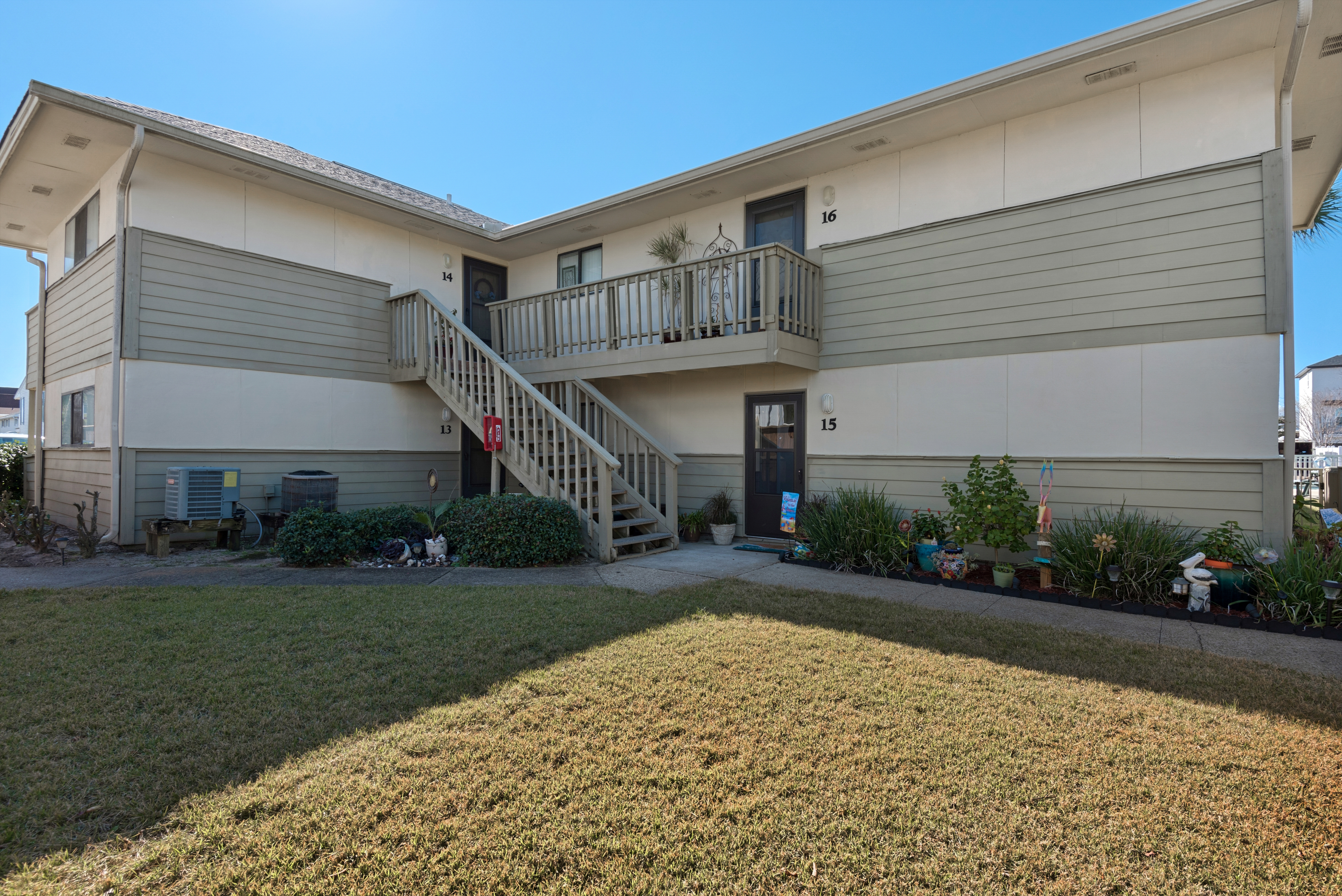 Cross Creek Club 24 20