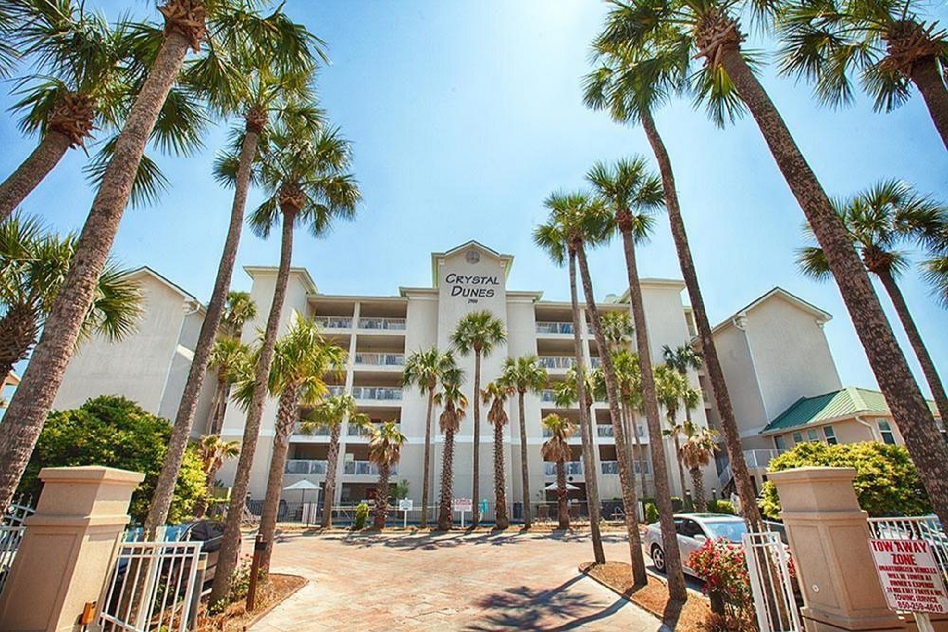 Crystal Dunes 306 37