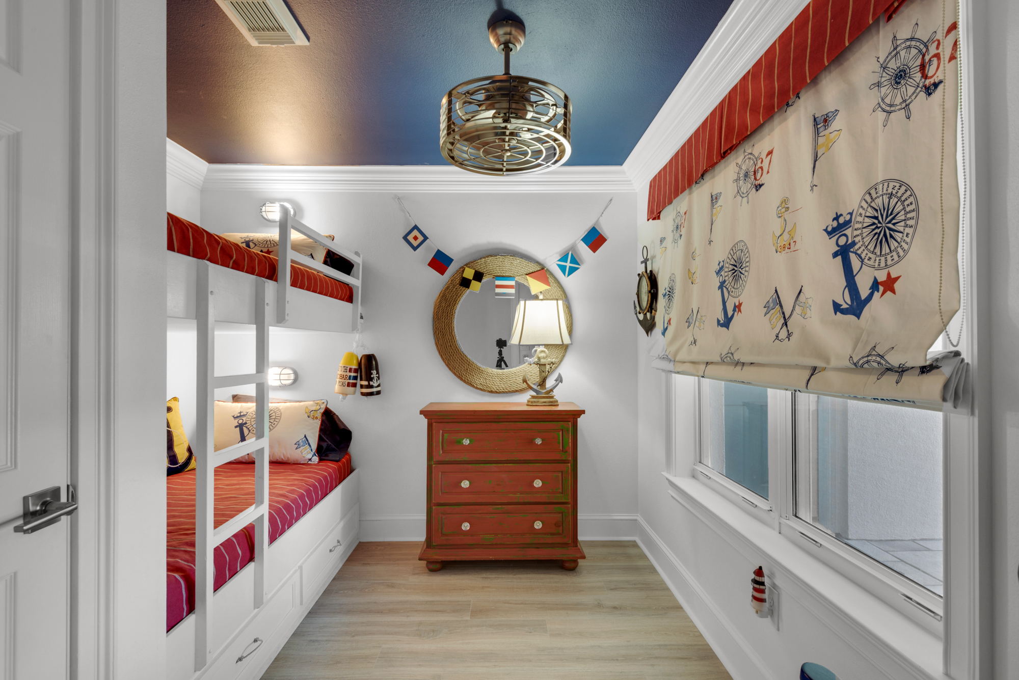 Crystal Dunes 306 31