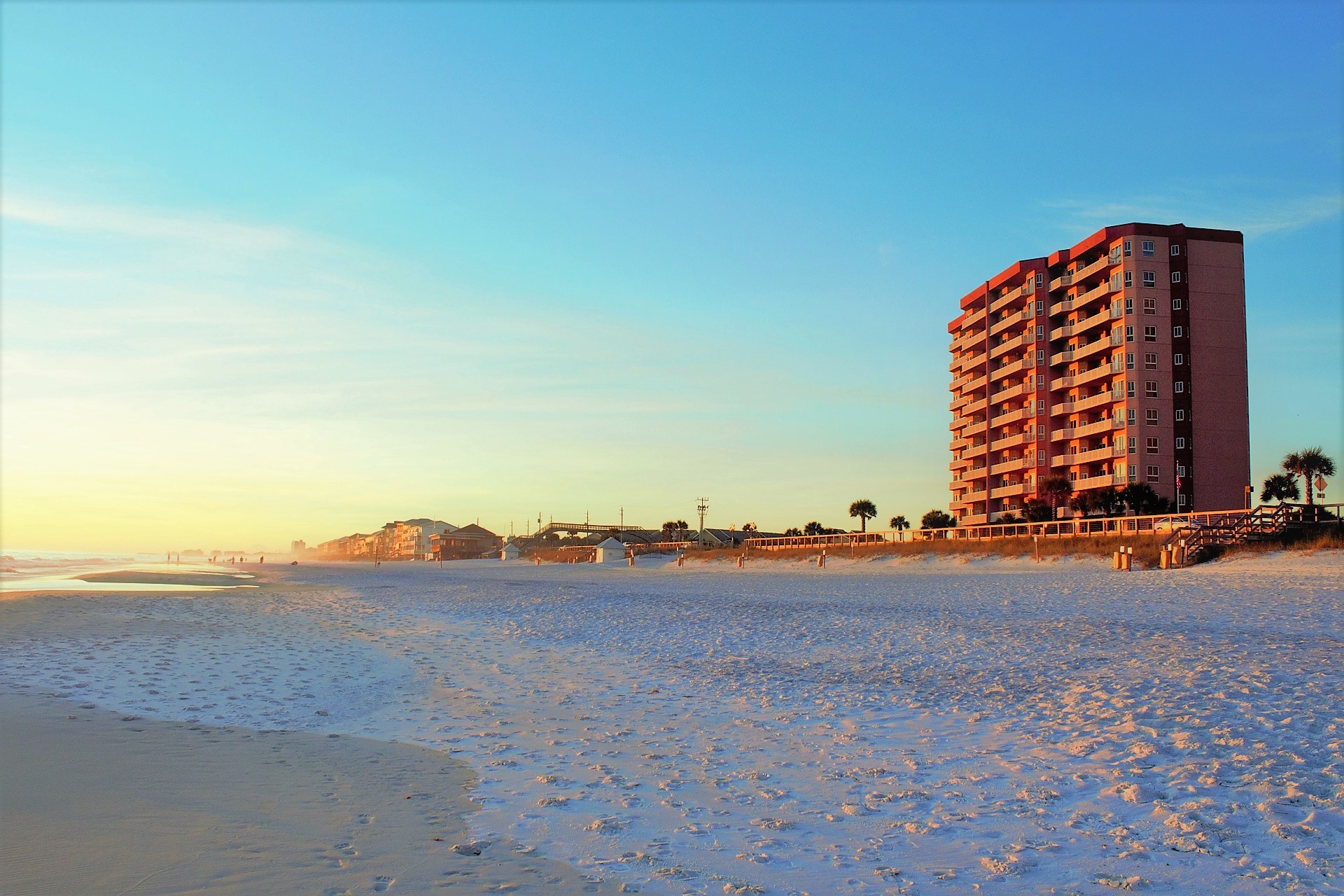 Empress 703 | Photo 33