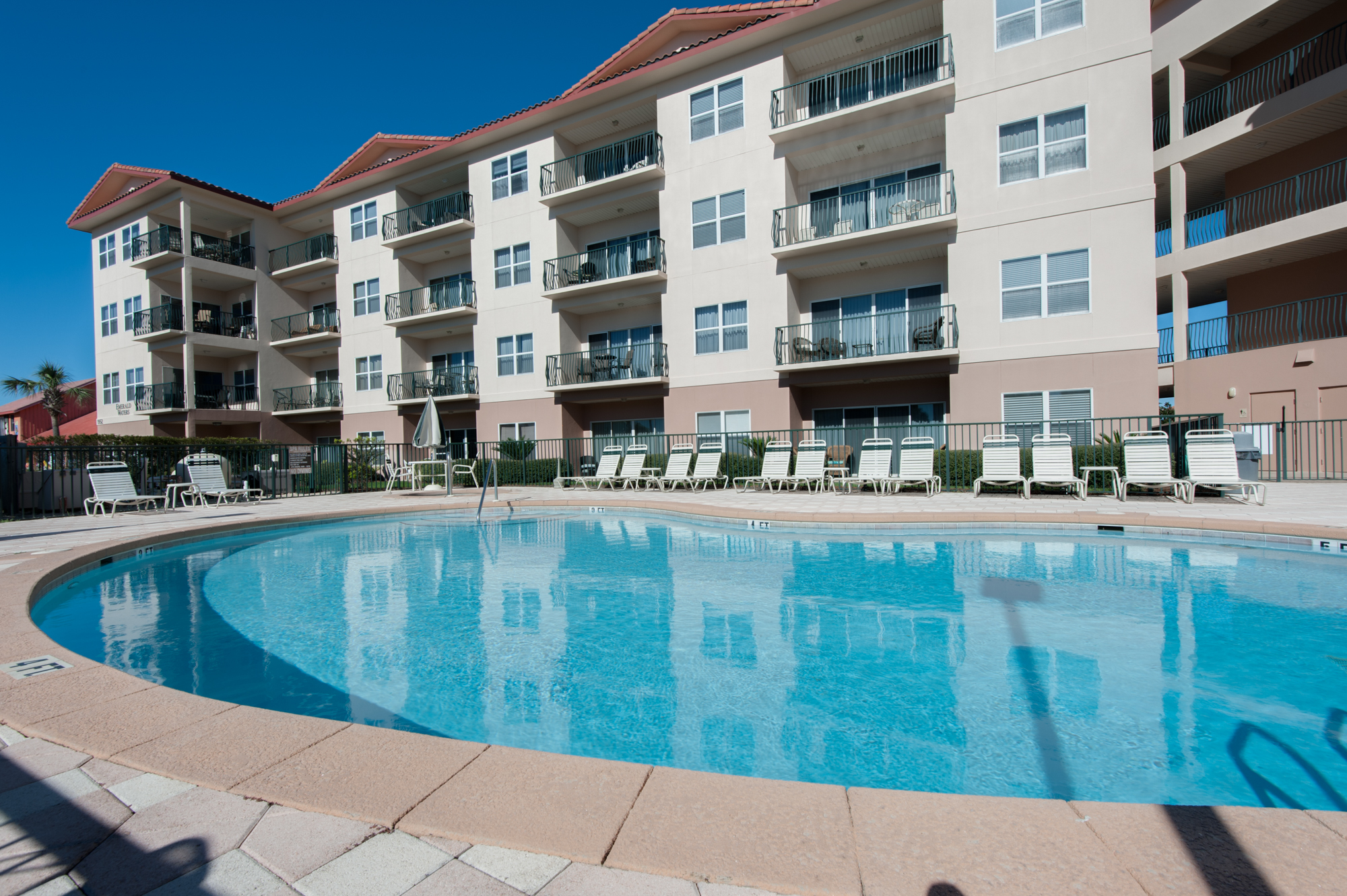 Emerald Waters 305 25