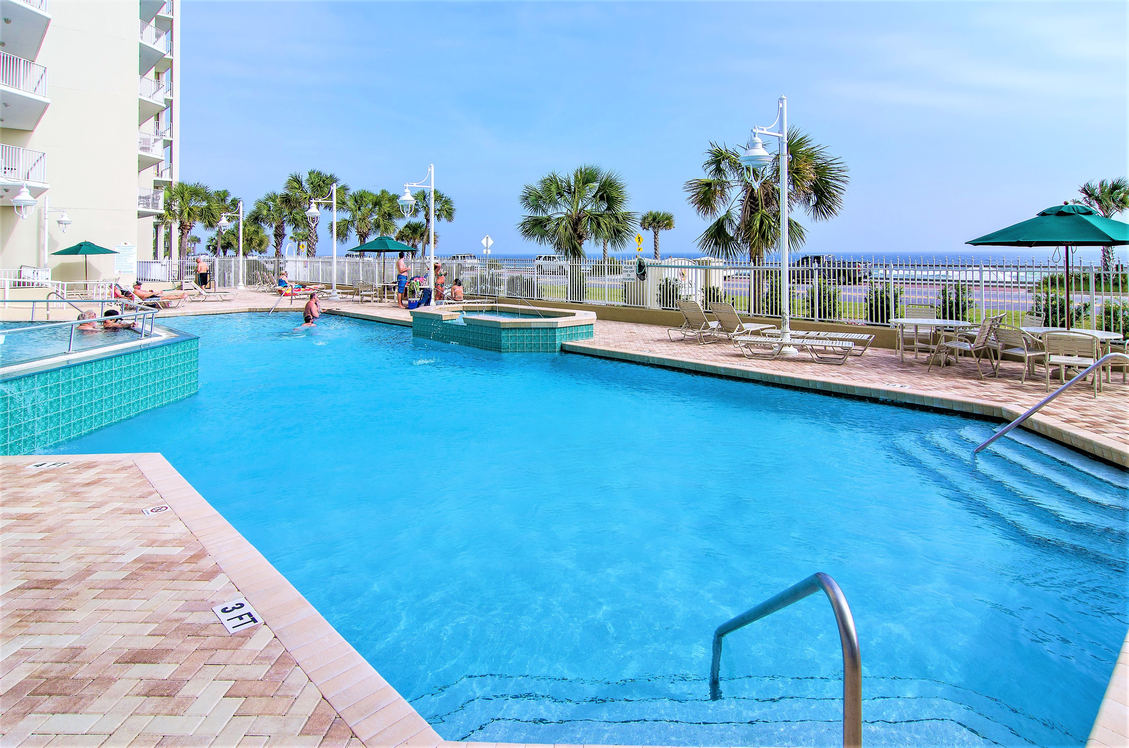 Majestic Sun 304B | Photo 28