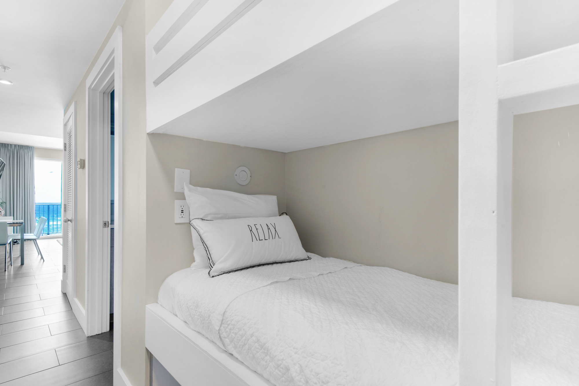 Majestic Sun 409B | Photo 16