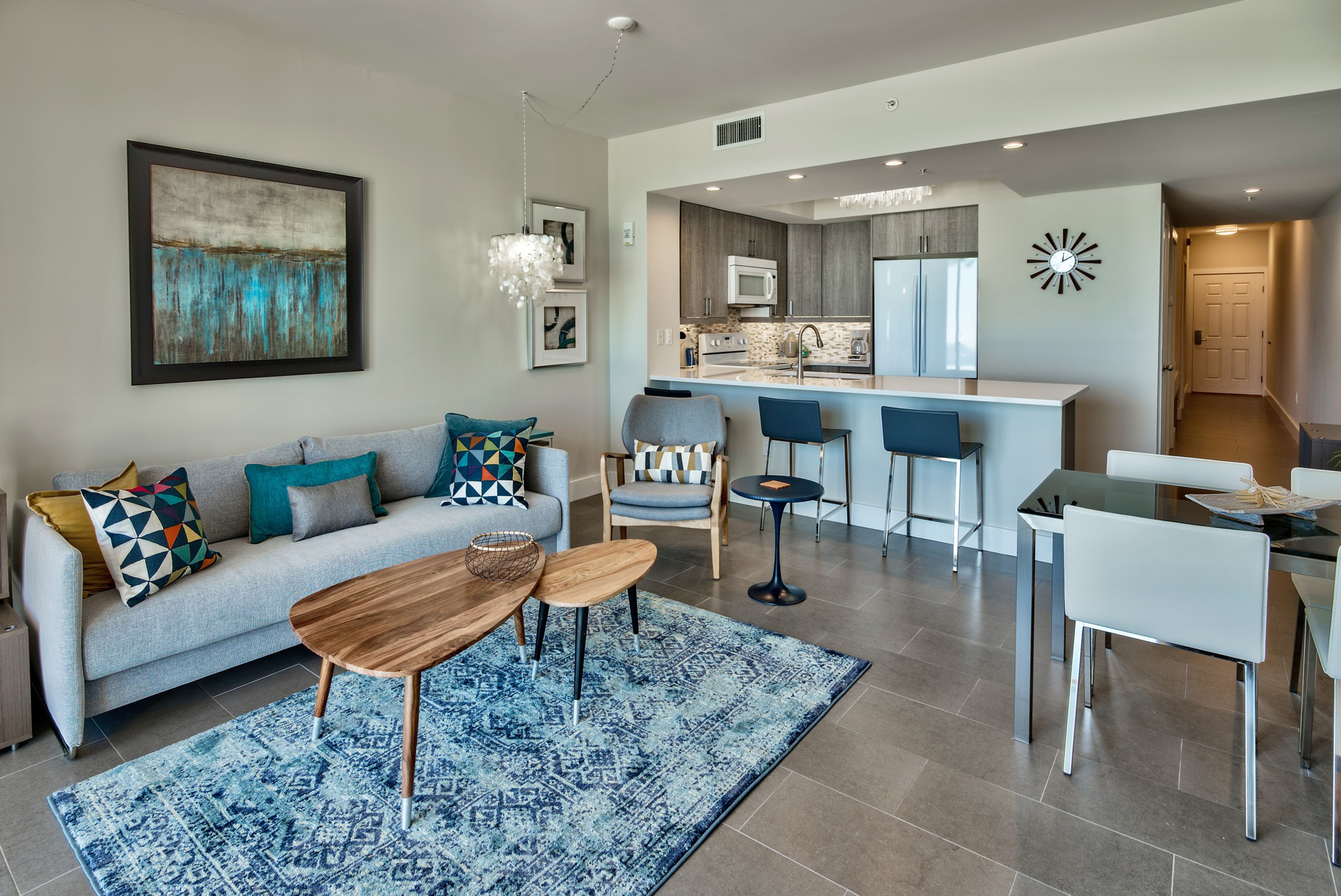 Majestic Sun 409B | Photo 3