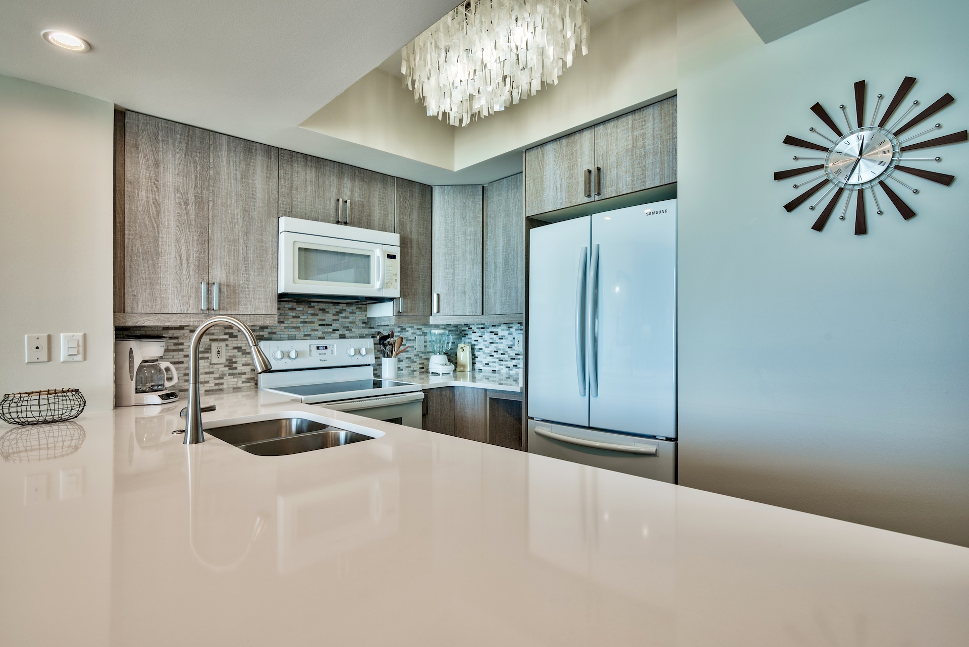 Majestic Sun 409B | Photo 9