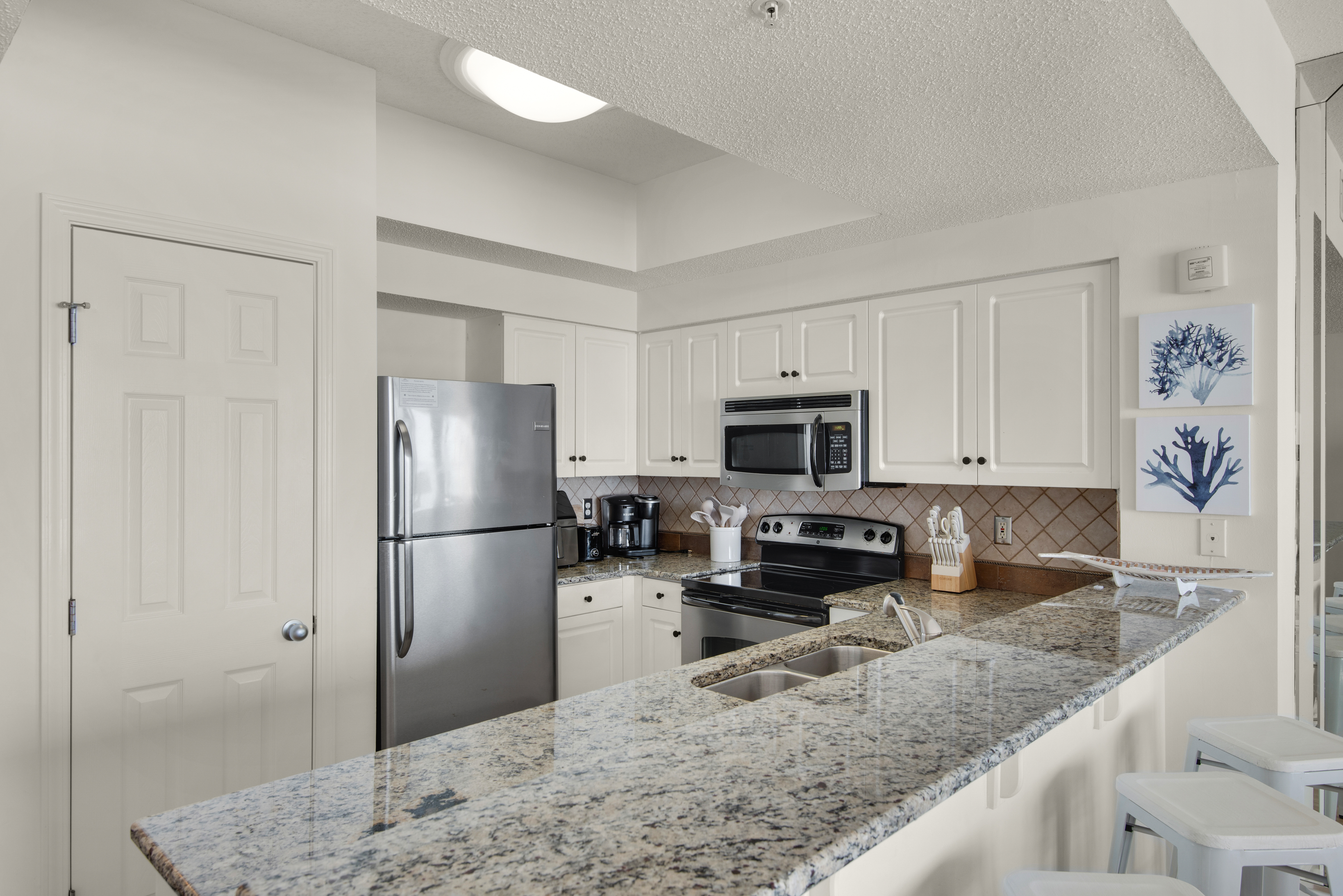 Majestic Sun 610B 12