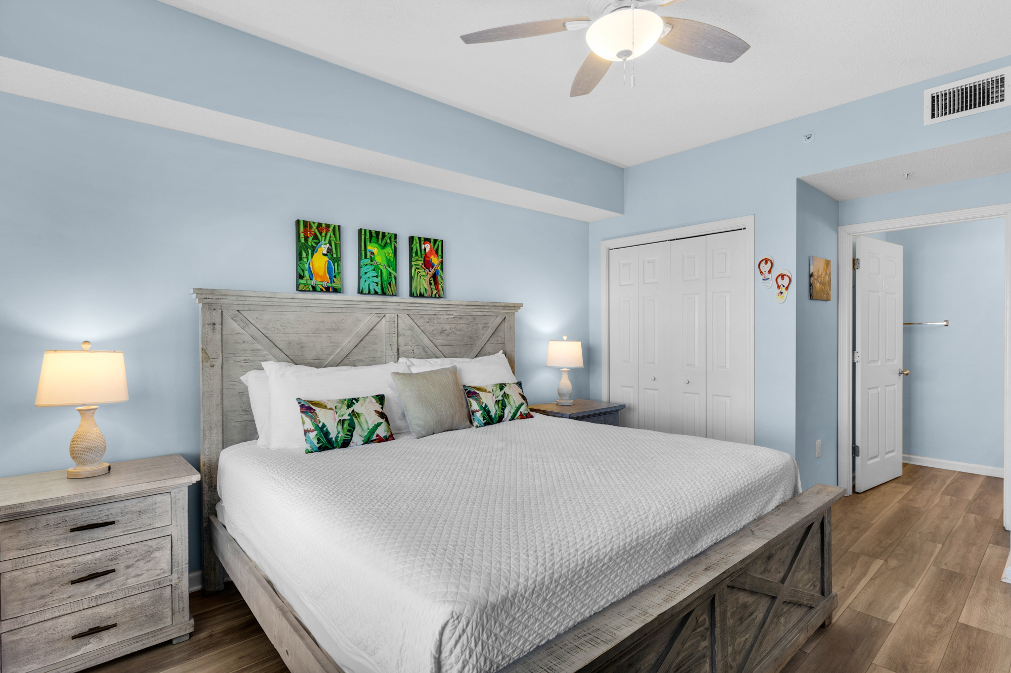 Majestic Sun 703B | Photo 14