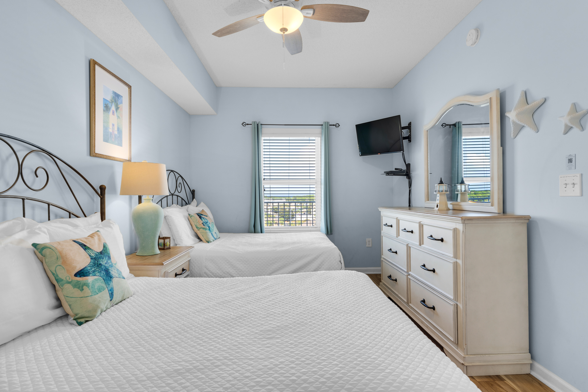 Majestic Sun 703B | Photo 19