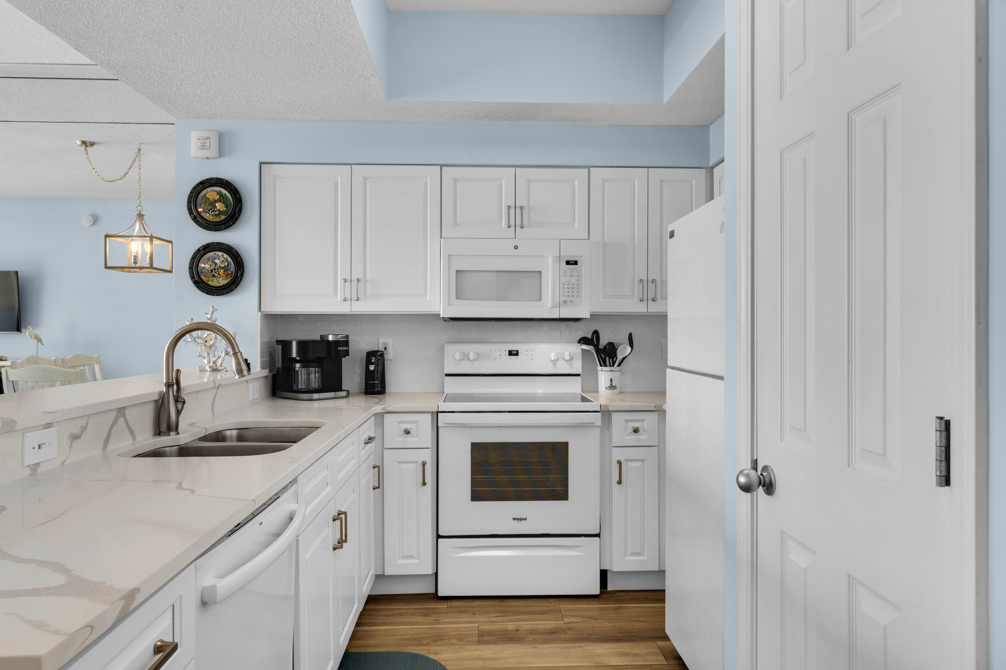 Majestic Sun 703B | Photo 10