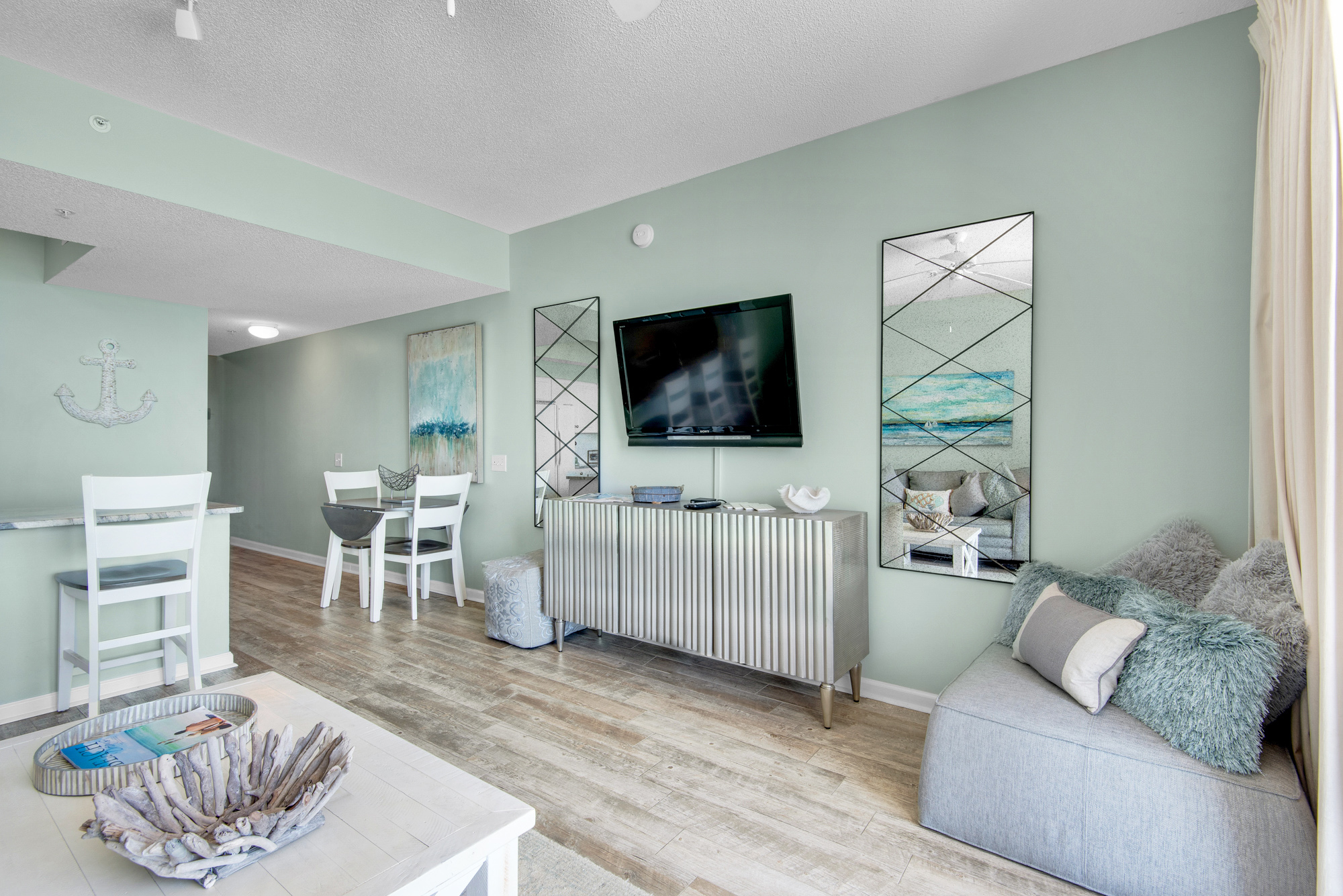 Majestic Sun 707B 12