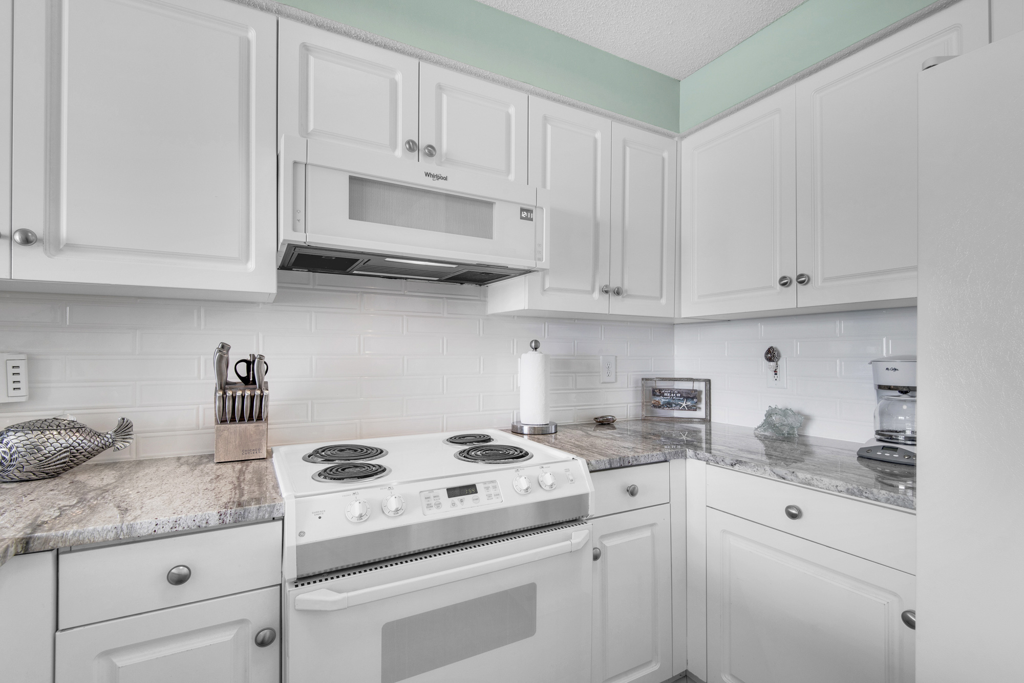 Majestic Sun 707B 16