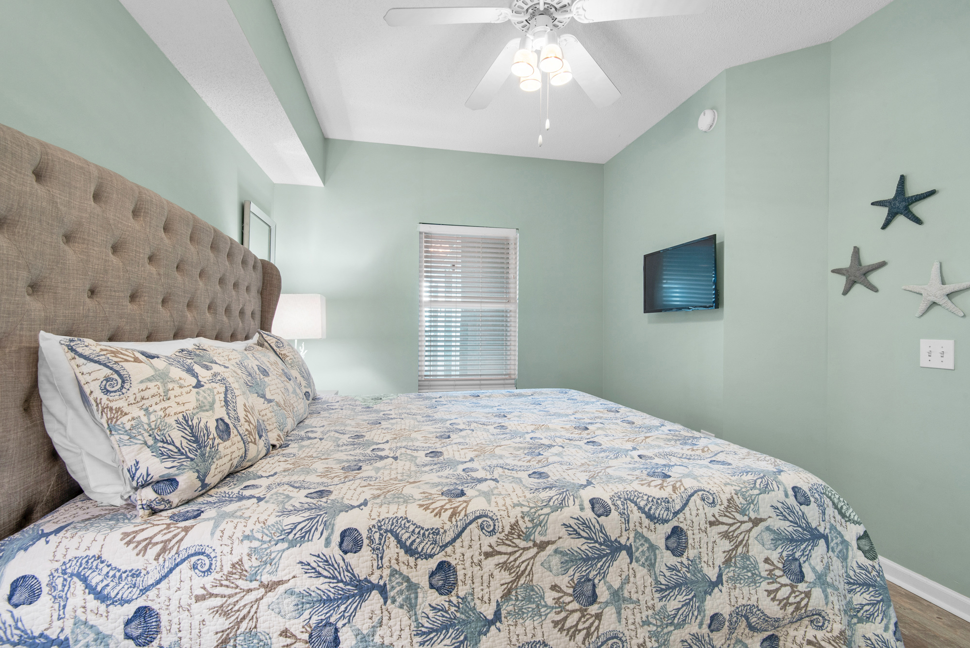 Majestic Sun 707B 19