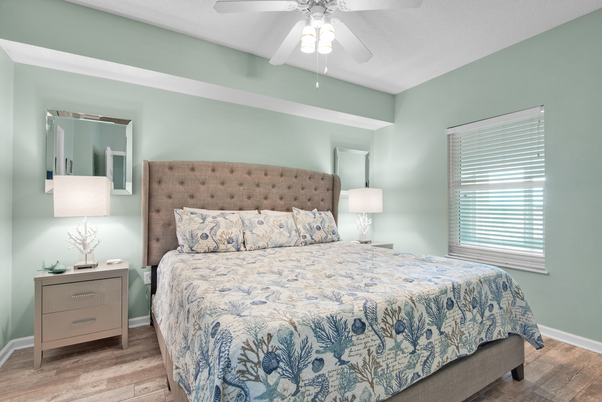 Majestic Sun 707B 20