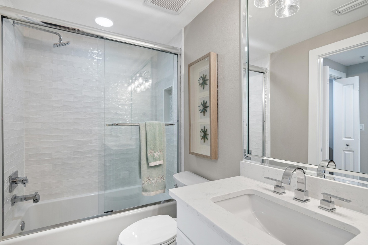 Majestic Sun A1205 27