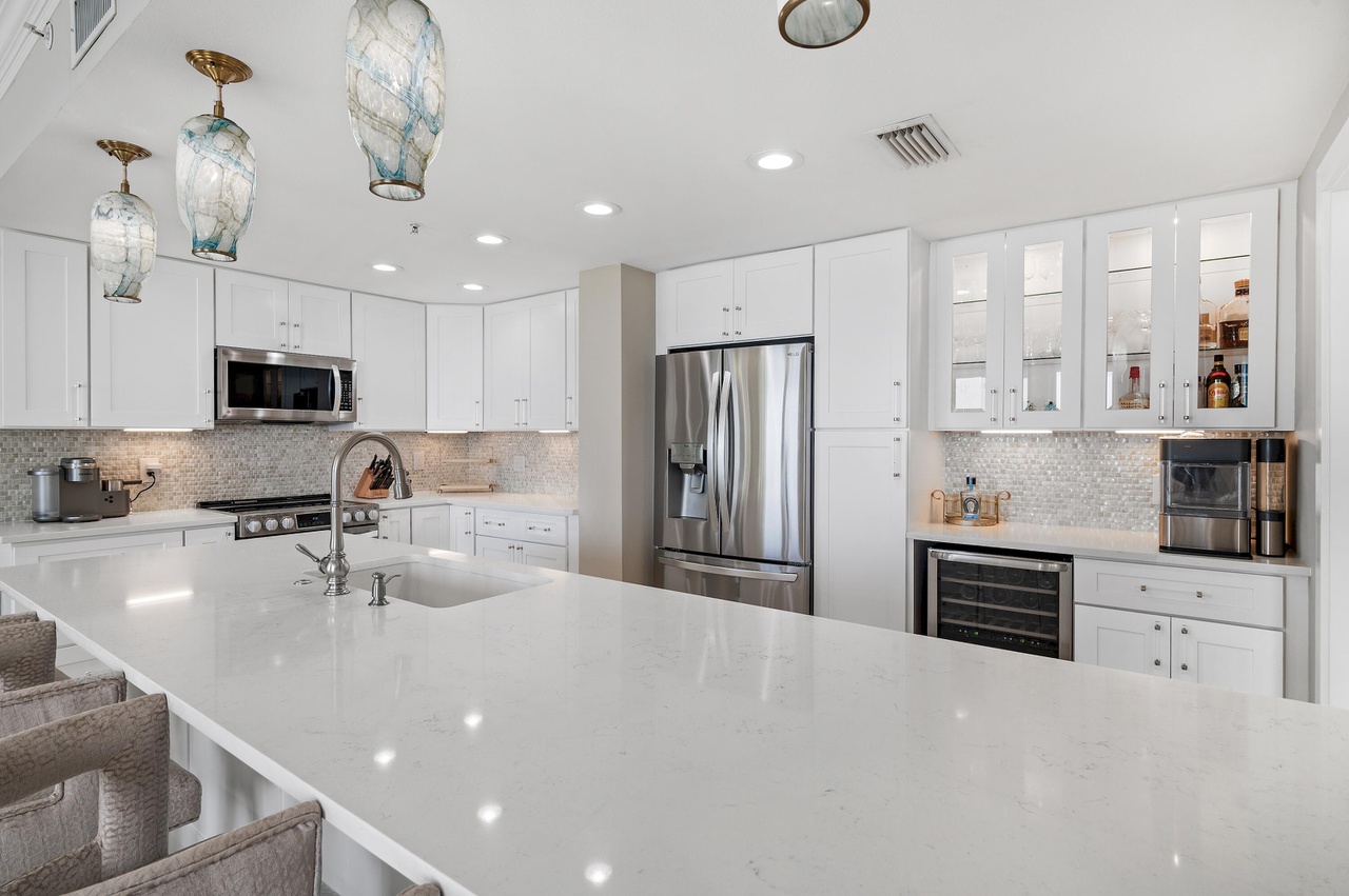 Majestic Sun A1205 13