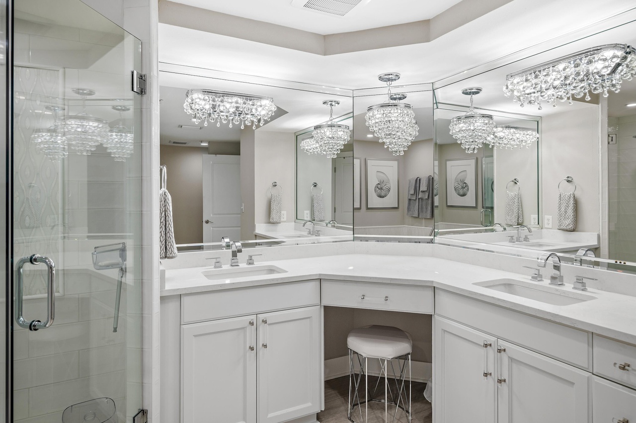 Majestic Sun A1205 19