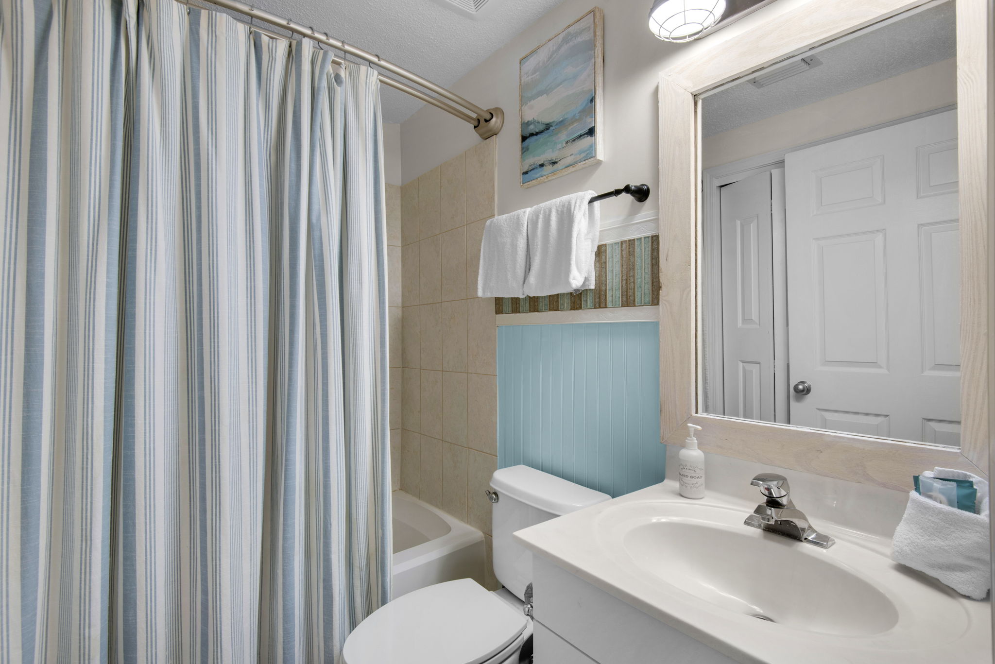 Majestic Sun A209 | Photo 15