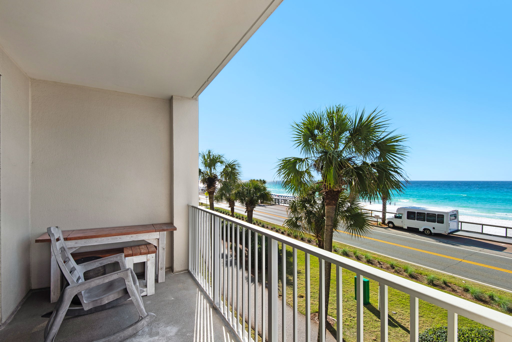 Majestic Sun A209 | Photo 16