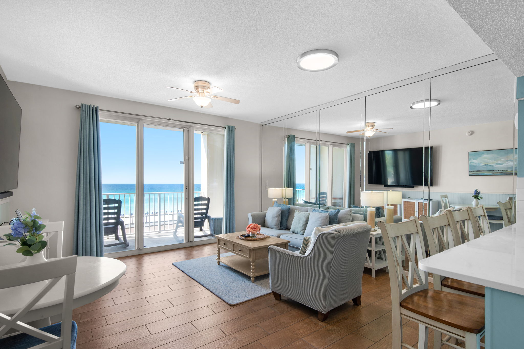 Majestic Sun A209 | Photo 4