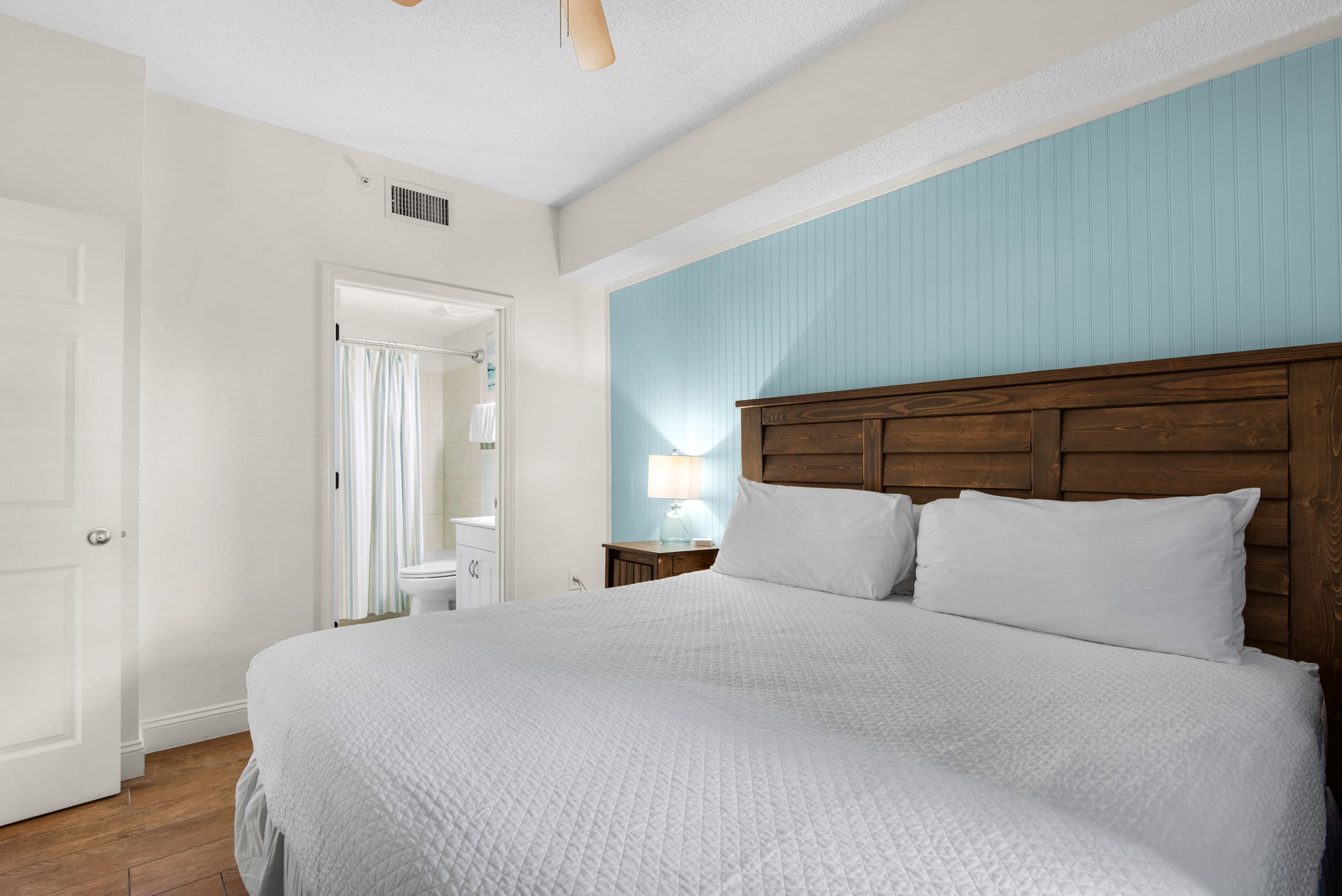 Majestic Sun A209 | Photo 14