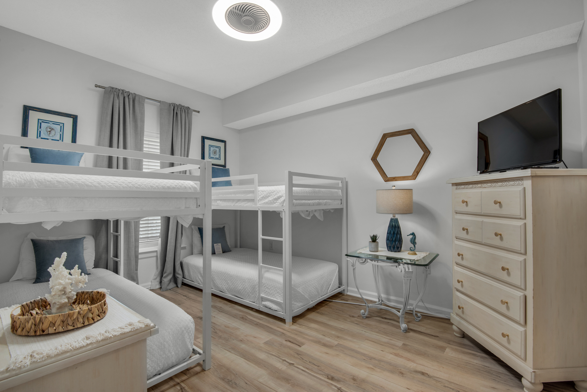 Majestic Sun A410 23