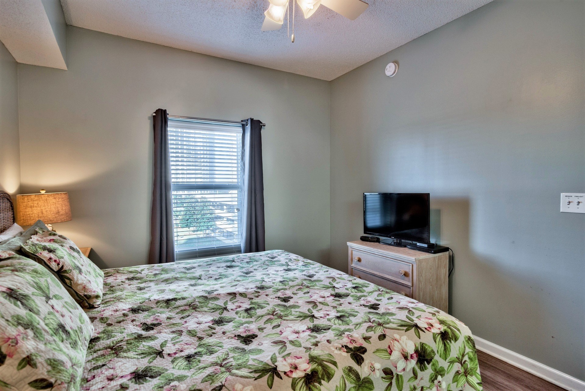 Majestic Sun A414 20