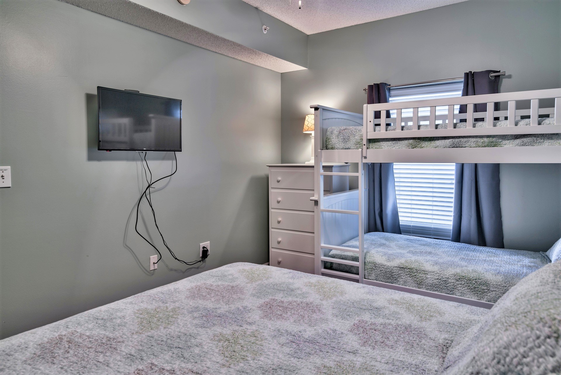 Majestic Sun A414 22