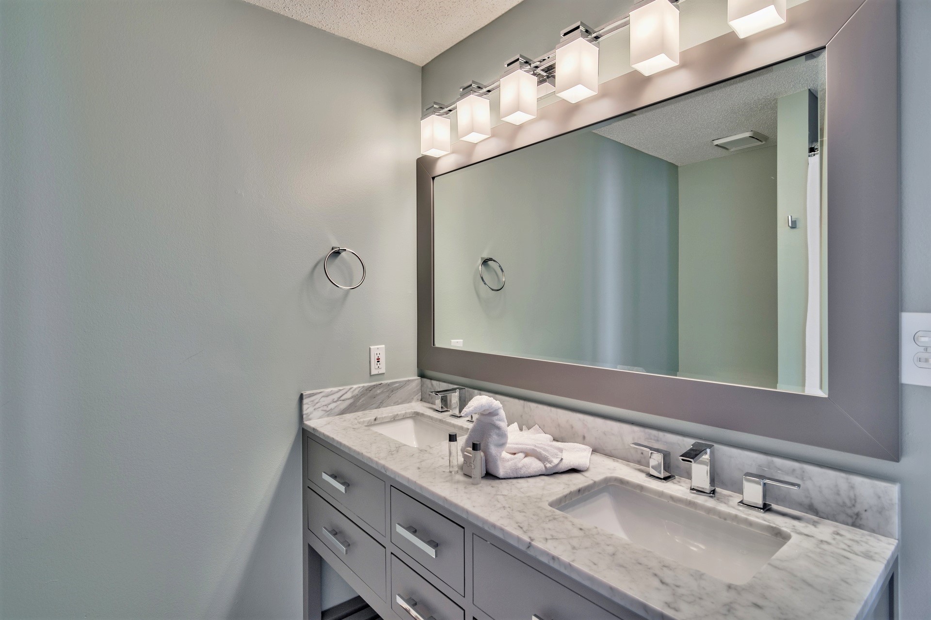 Majestic Sun A414 17