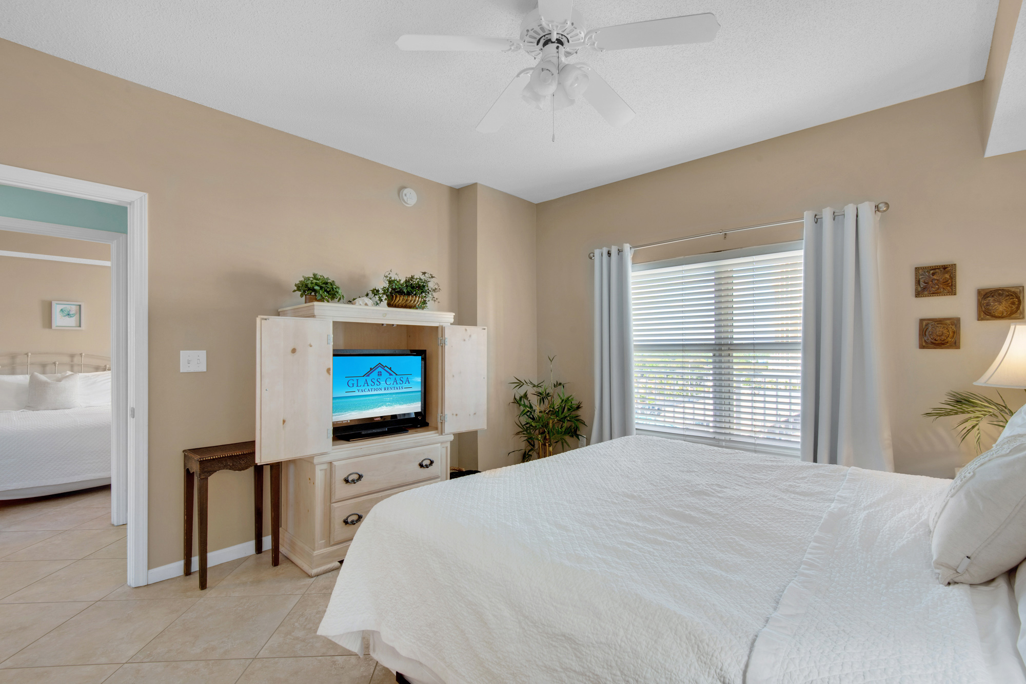 Majestic Sun A605 | Photo 16