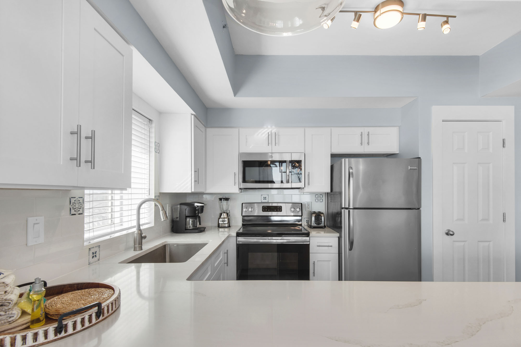 Majestic Sun A614 11