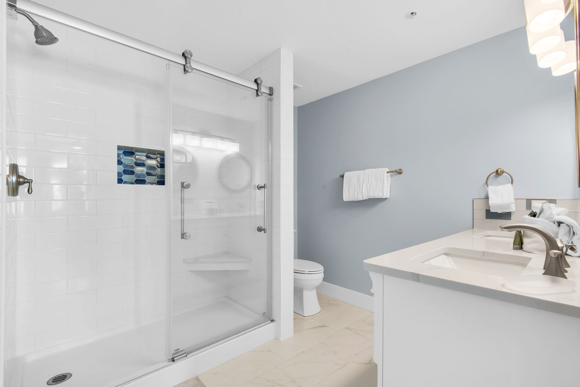 Majestic Sun A614 17