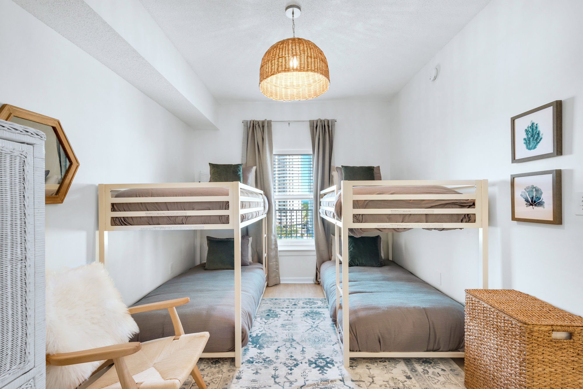 Majestic Sun A905 | Photo 18