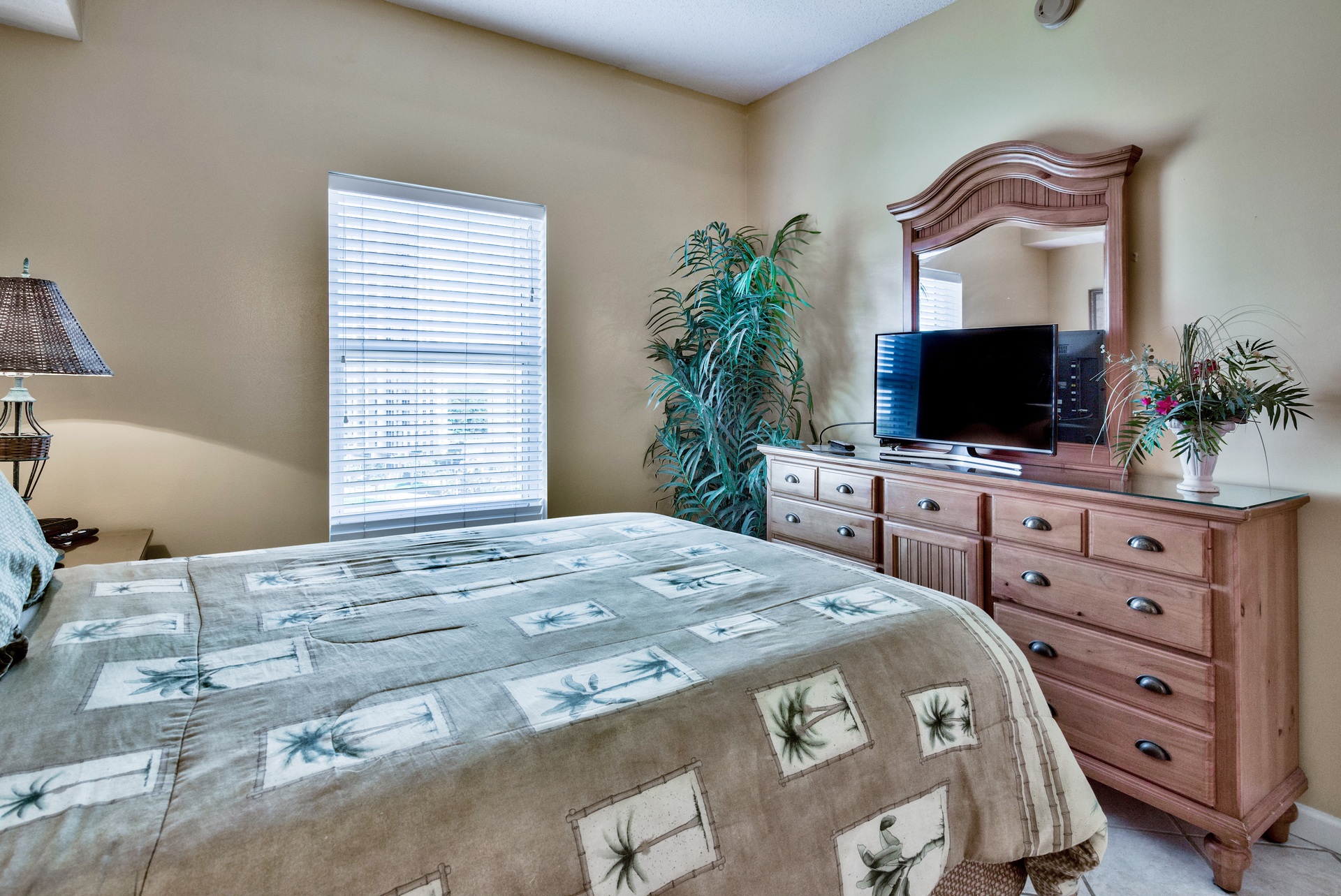 Majestic Sun A914 19