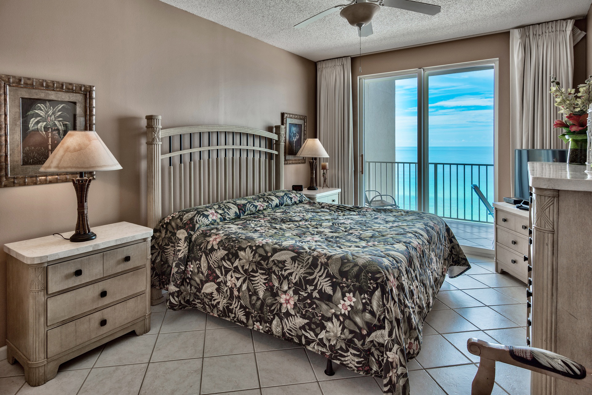 Majestic Sun A914 15