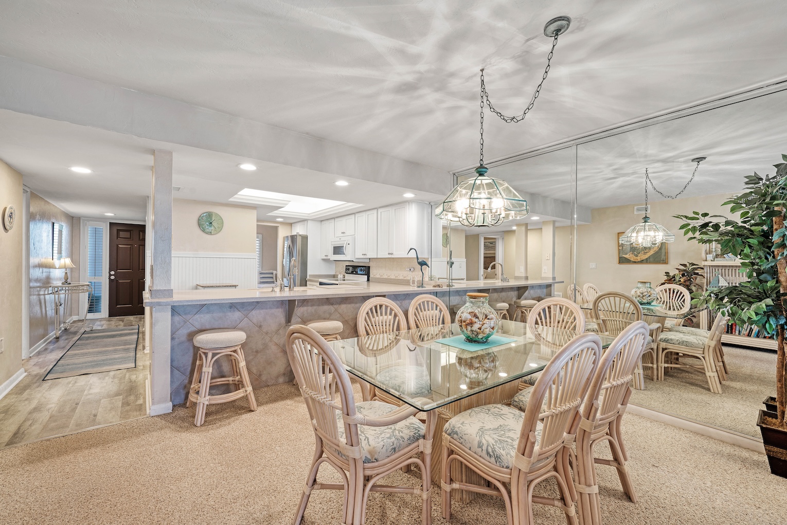 Compass Point 182 10