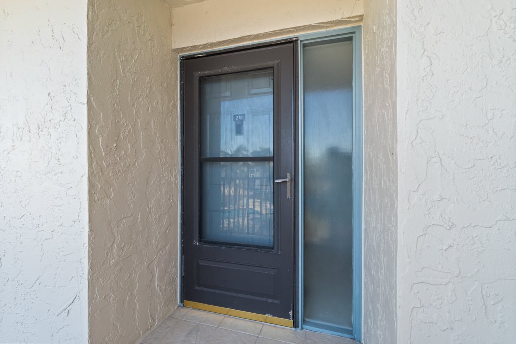 Compass Point 212 43