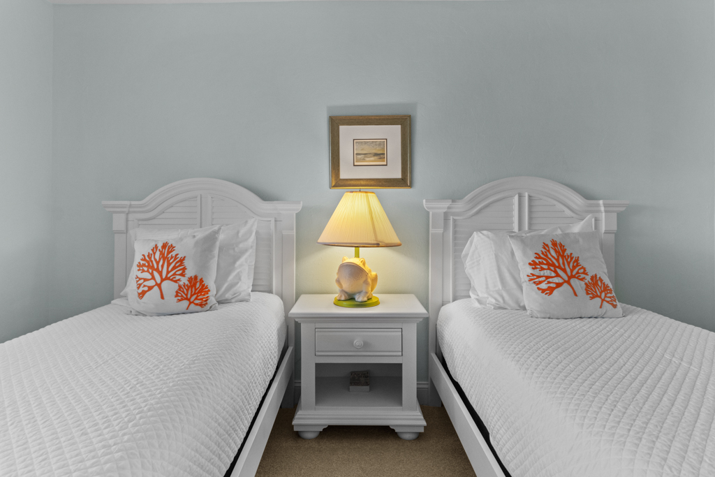 Compass Point 212 33