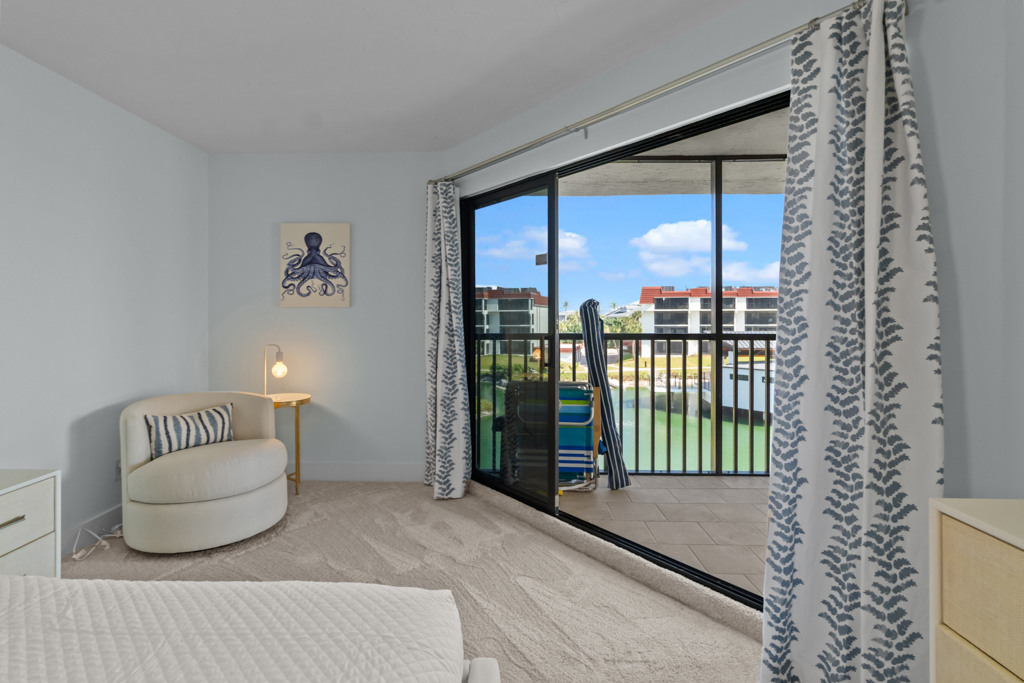 Pointe Santo B37 26