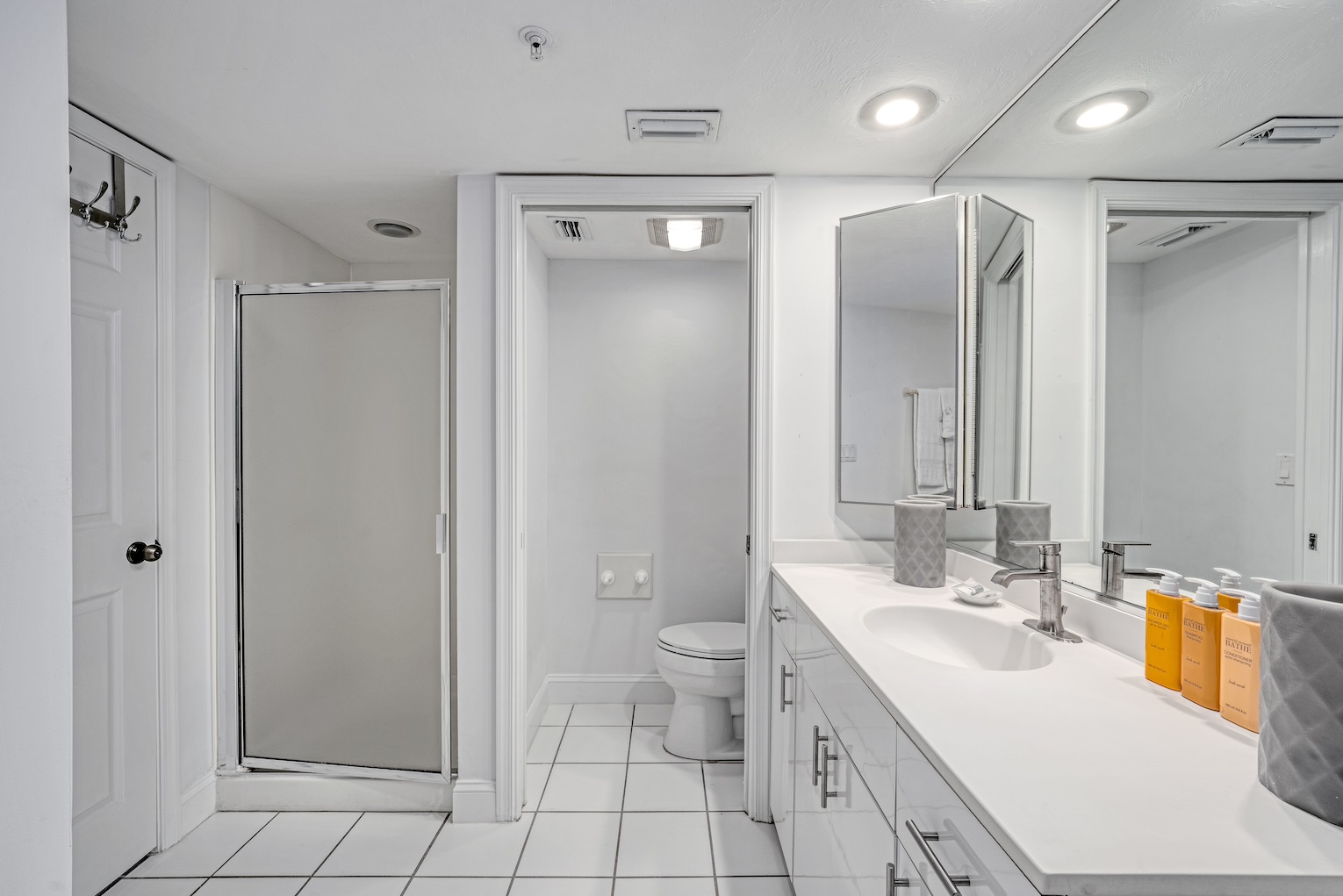 Shell Island Beach Club 6B 26