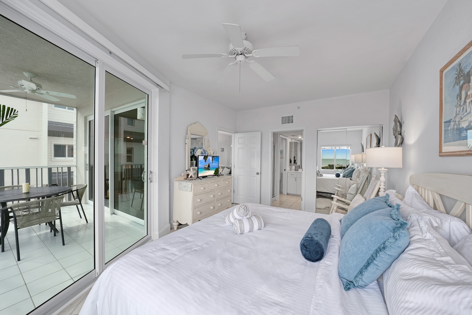 Shell Island Beach Club 6B 24