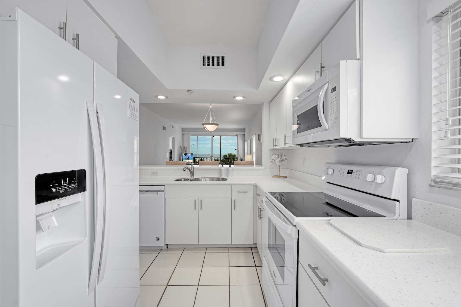 Shell Island Beach Club 6B 18