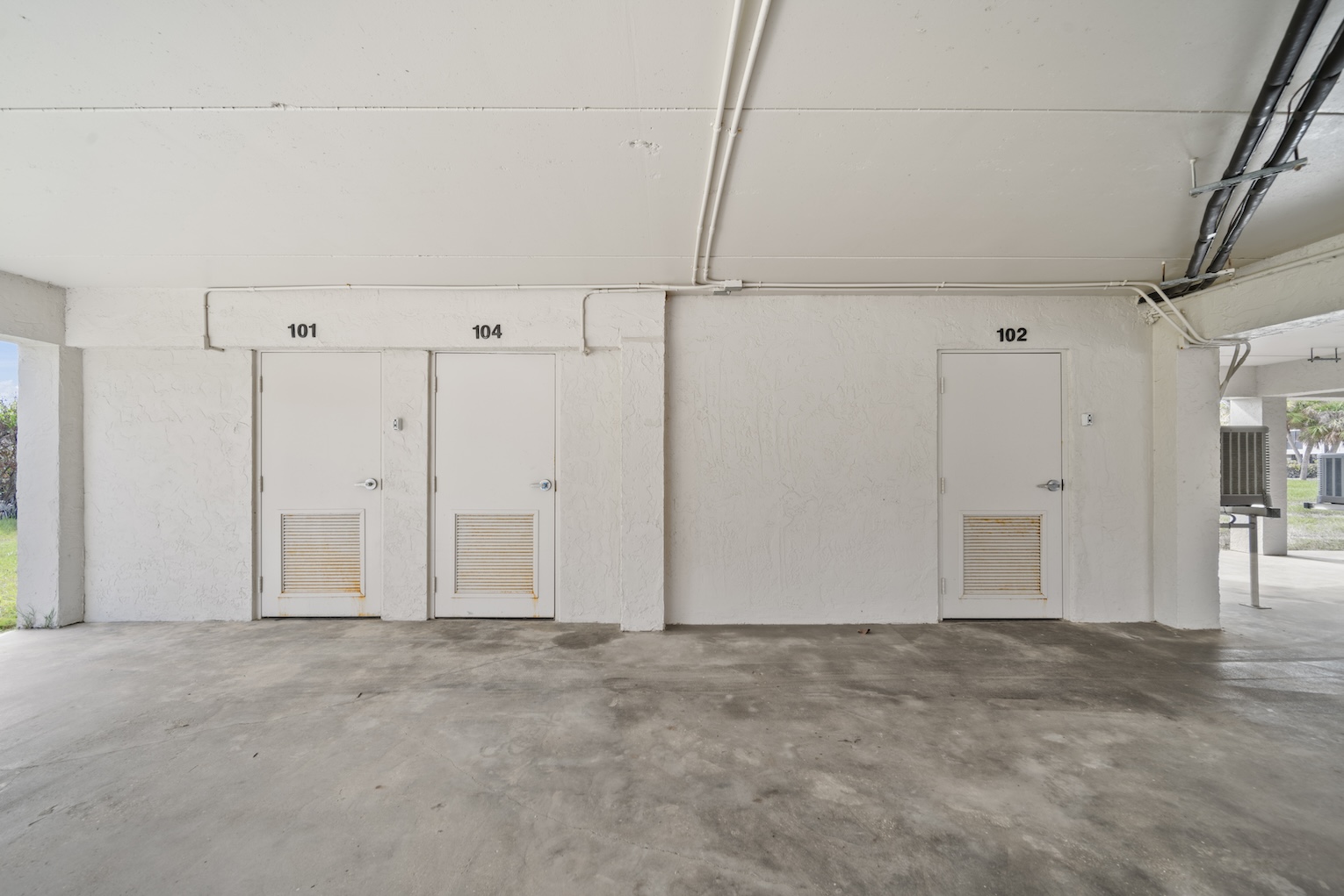 Sandpiper Beach 102 29