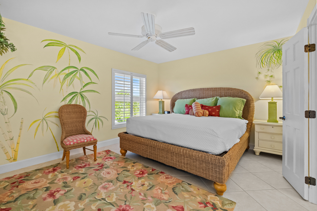 Villa Sanibel 2E 18