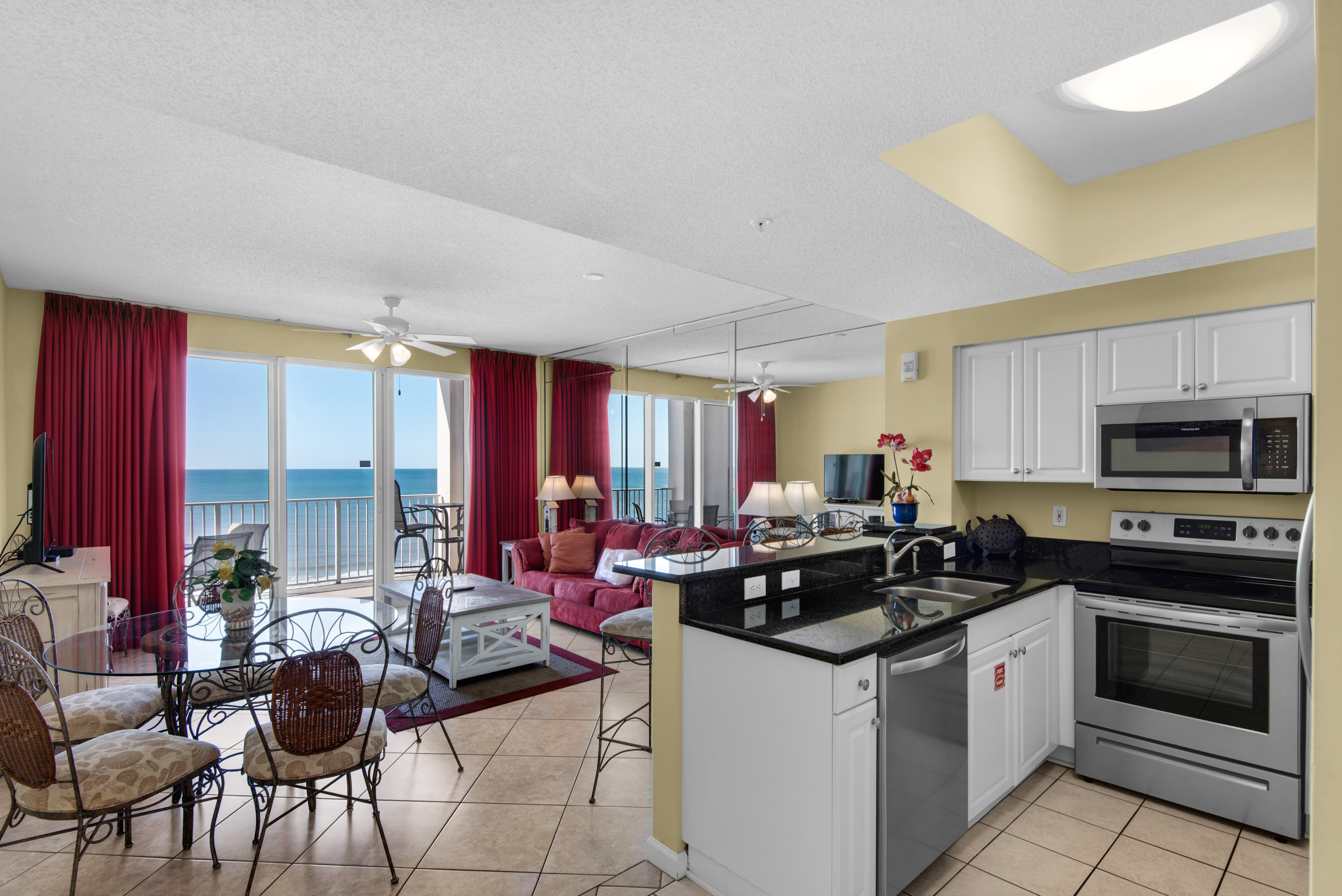 Majestic Sun 607B | Photo 11