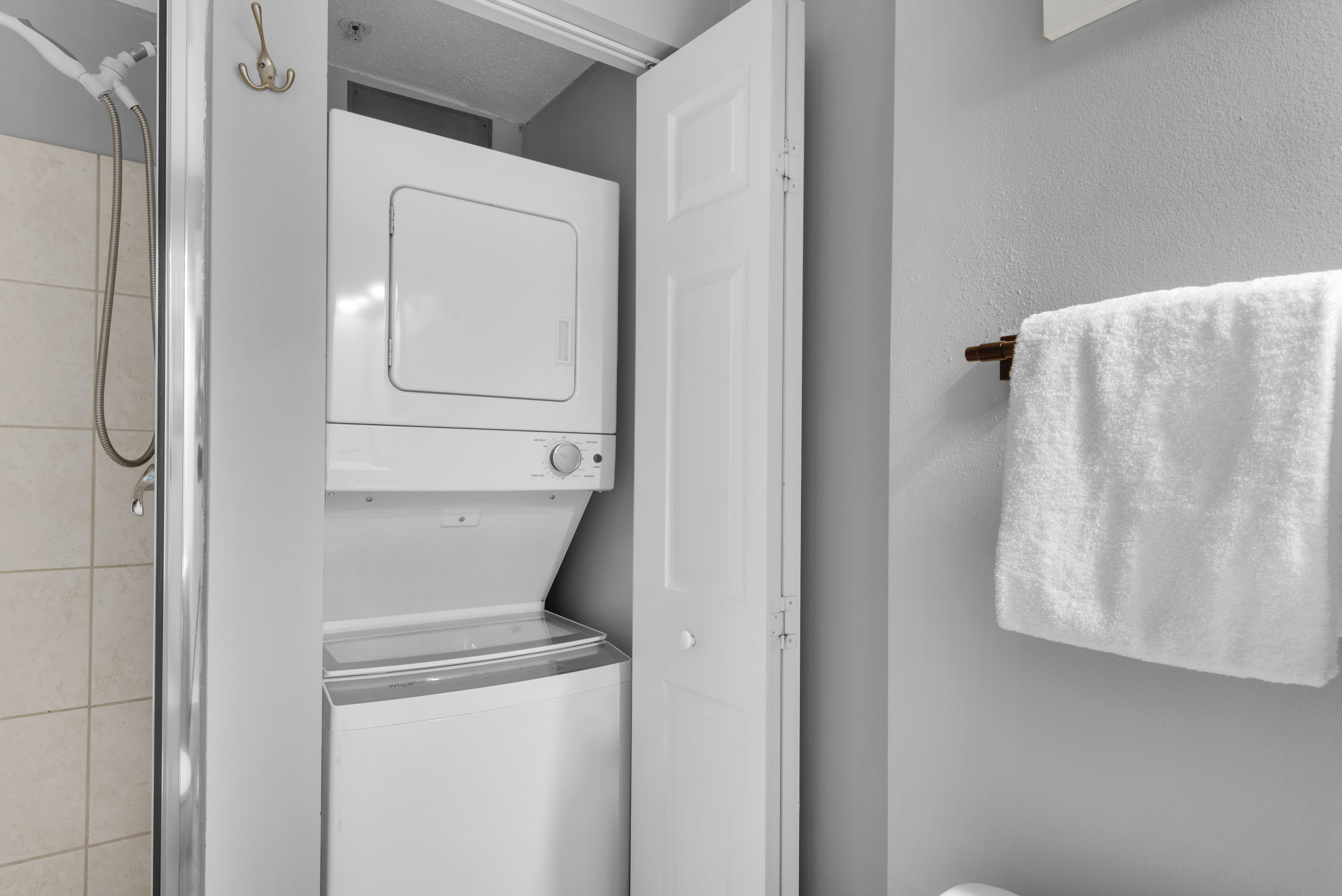 Majestic Sun A408 16