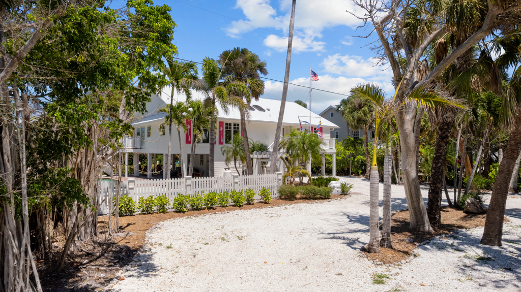 Gramma Dot's Marina House 88